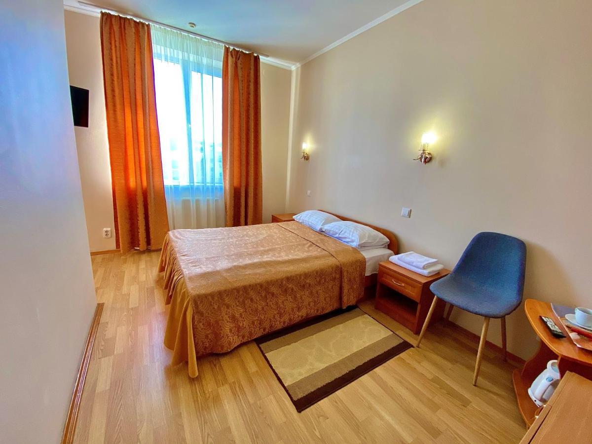 מורשין Hotel Orion מראה חיצוני תמונה
